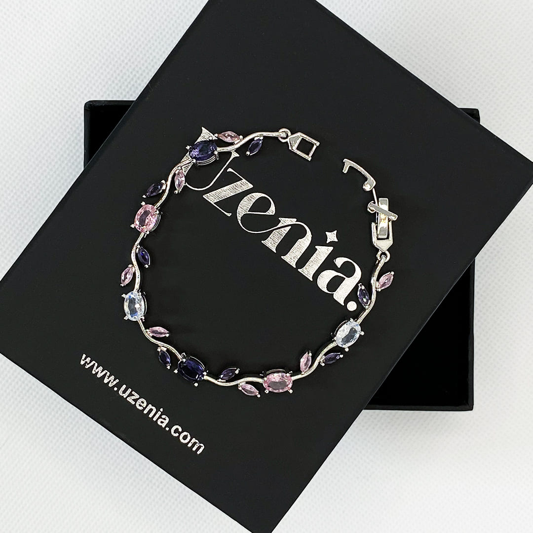 Floréve | Floral Crystal Bracelet | Uzenia