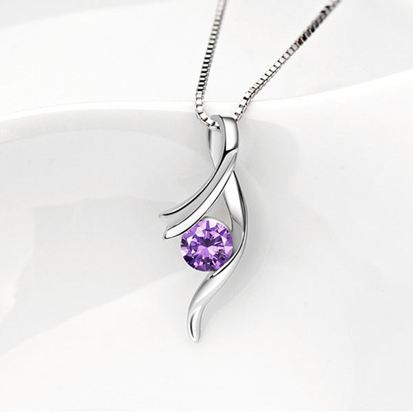 Uzenia Curve Pendant Necklace