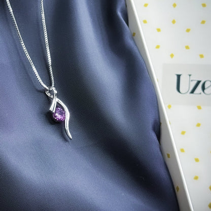 Uzenia Curve Pendant Necklace