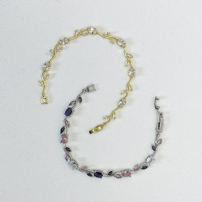 Floréve | Floral Crystal Bracelet | Uzenia