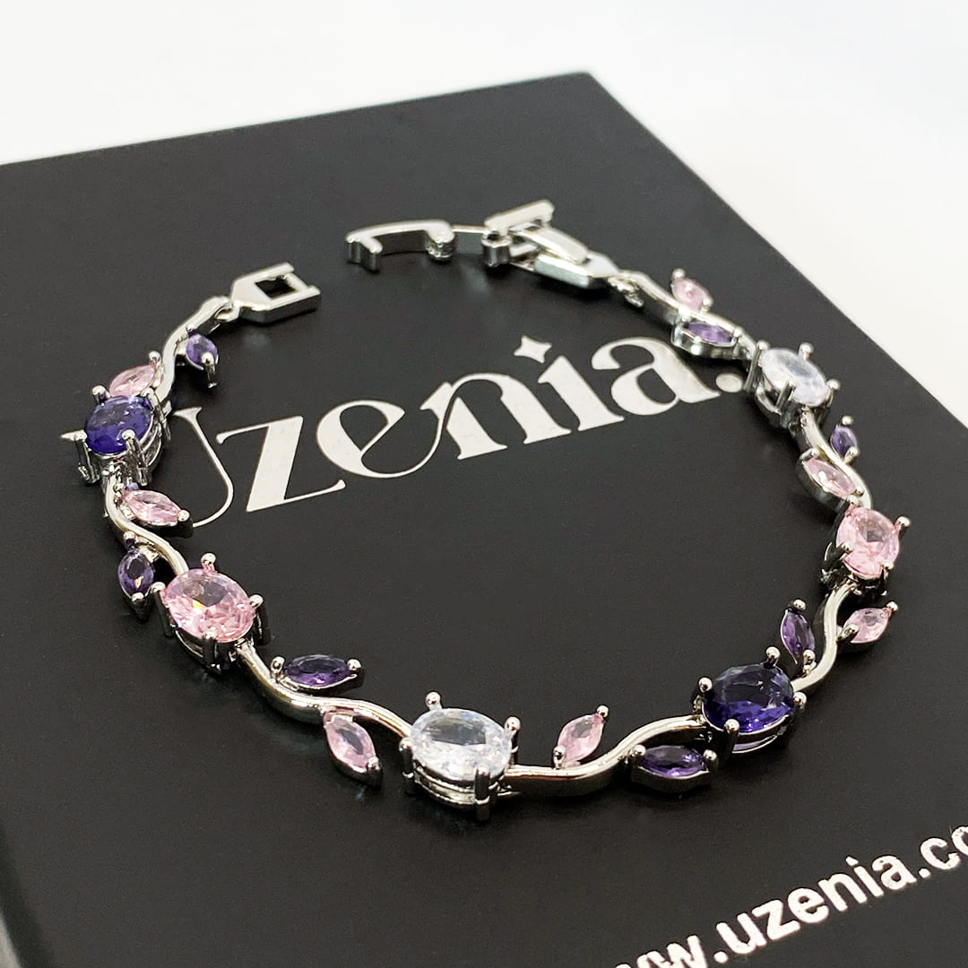 Floréve | Floral Crystal Bracelet | Uzenia
